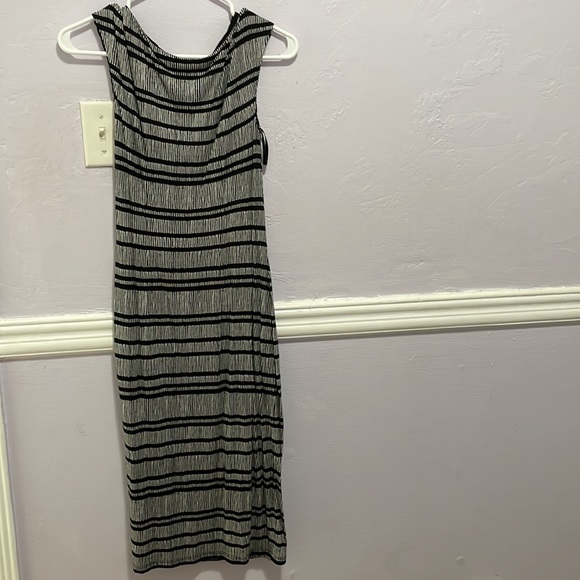 Loft dress - Picture 3 of 4